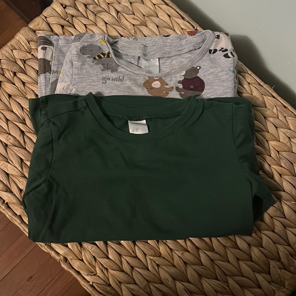 Set of 2 H&M 18-24 Months long sleeve tshirt